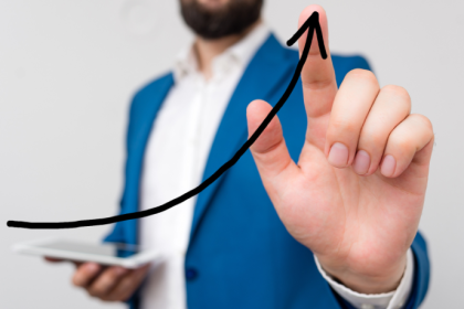 Gestão estratégica que gera resultados reais começa com foco e métricas, reforça Andre de Barros Faria.